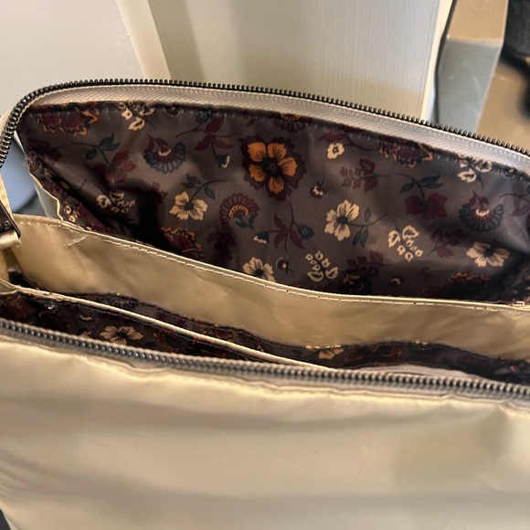 SOLD - LugLife Gold Wander Crossbody Bag ~ Brand new - Picture 10 of 10